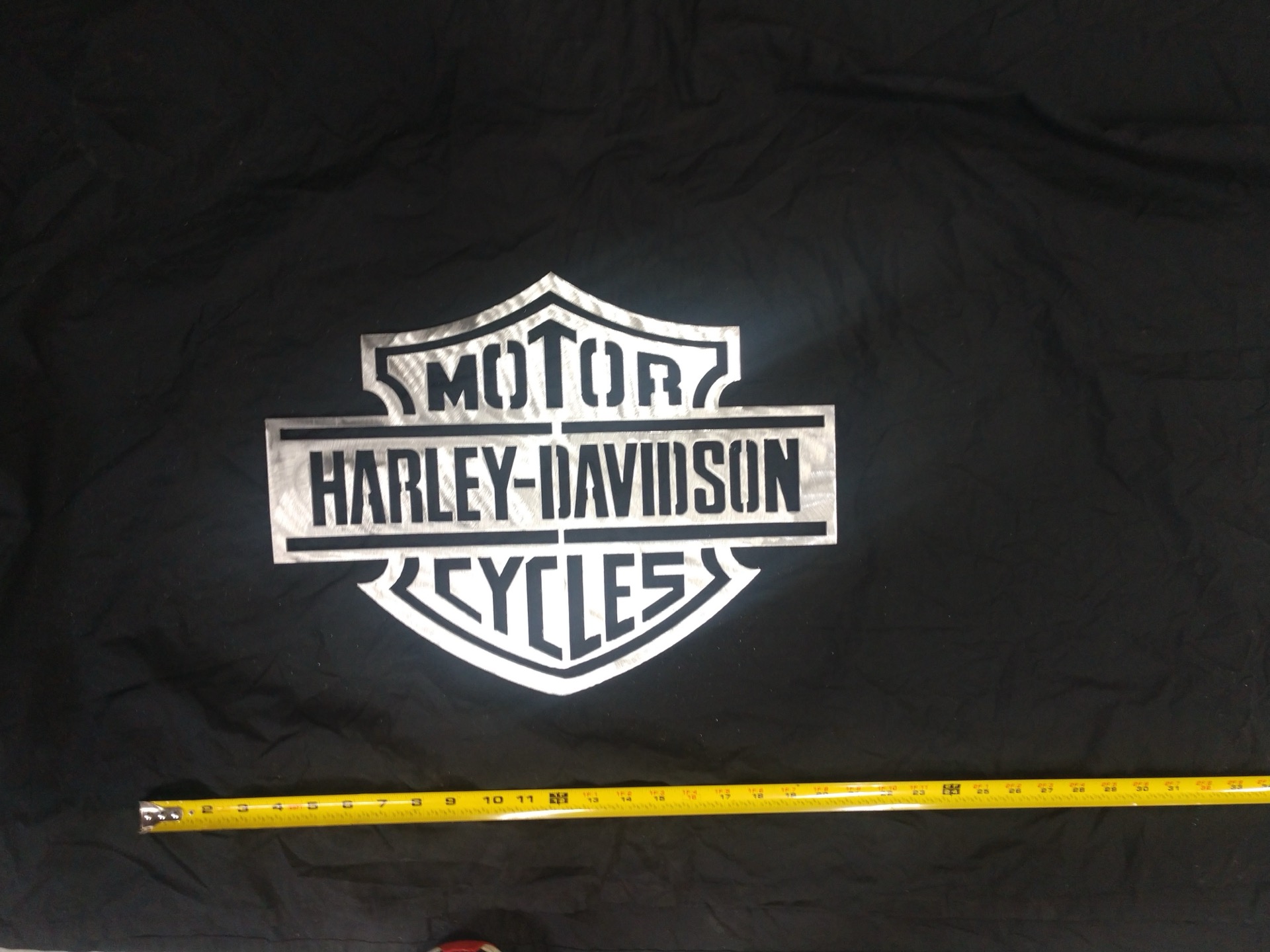 Harley-Davidson bar and shield sign
