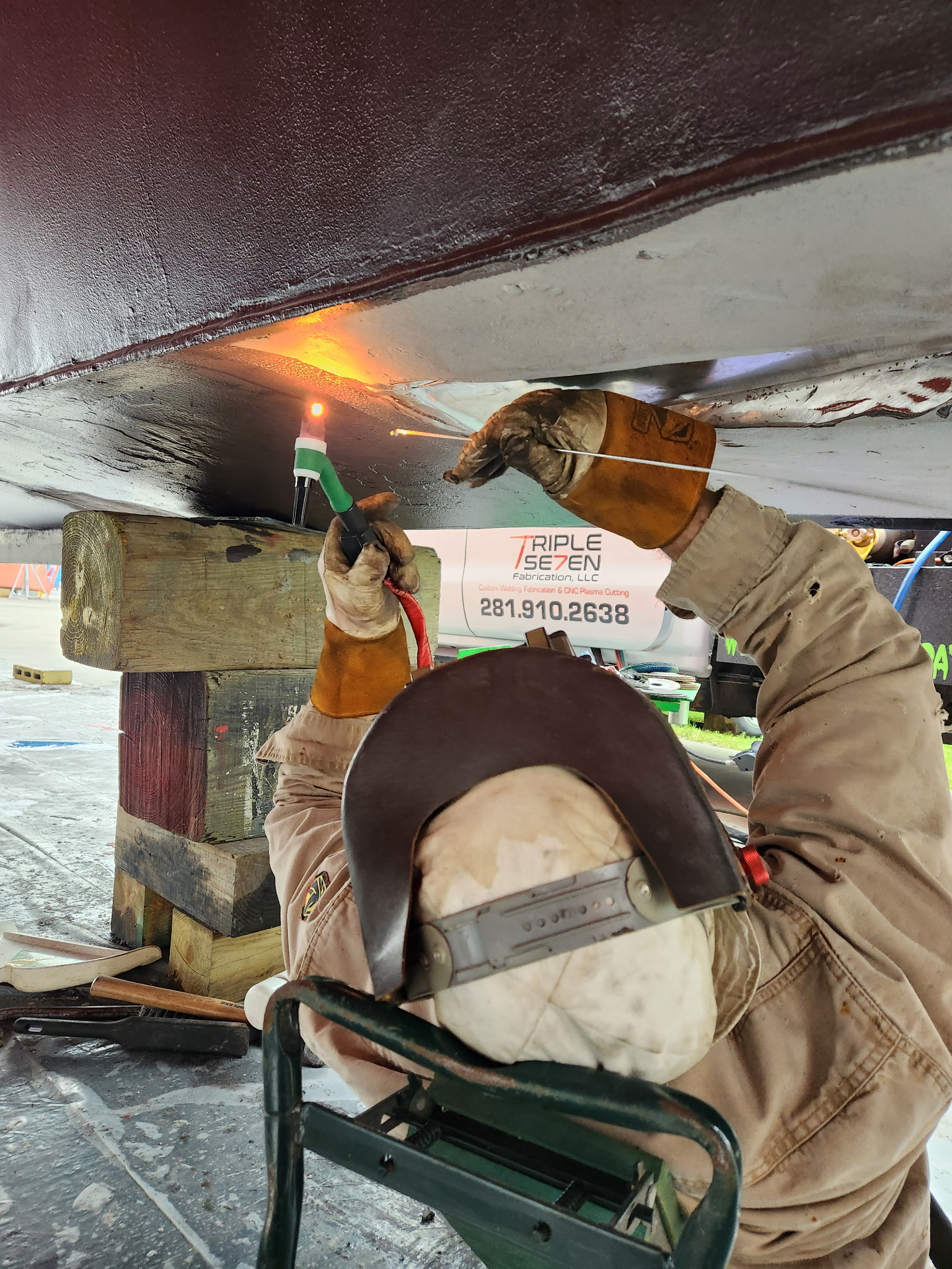 Under-hull boat welding angle three